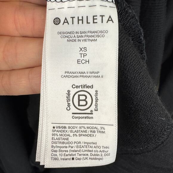 Athleta Pranayama Restore Wrap - Picture 6 of 7